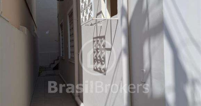 Excelente oportunidade. Casa de Vila no Meier