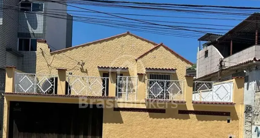 Casa à venda com 400,00m² e 3 quartos em Água Santa, Rio de Janeiro - RJ