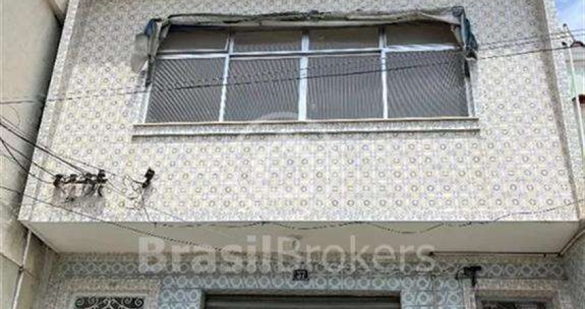 Apartamento Duplex à venda com 130,00m² e 4 quartos em Piedade, Rio de Janeiro - RJ