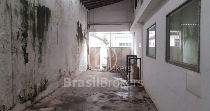 Galpão á venda 225m2 Todos os Santos.
