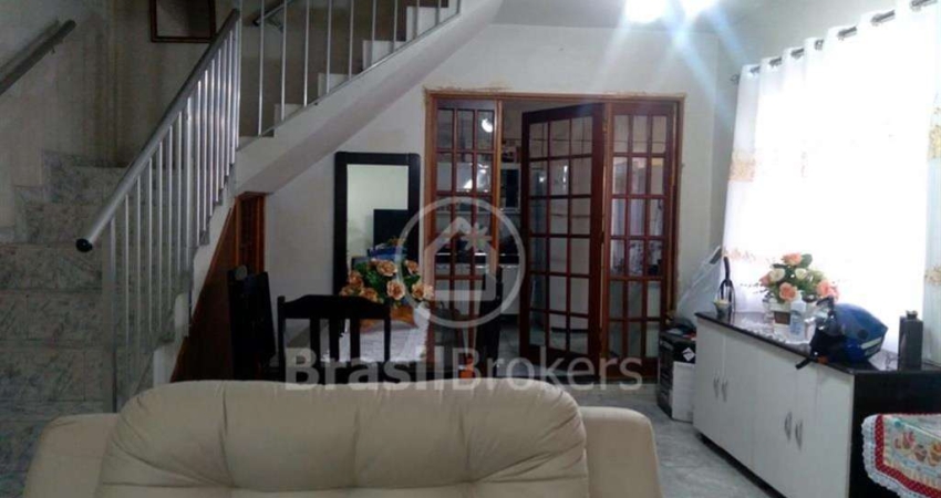 Casa à venda com 230,00m² e 3 quartos em Cascadura, Rio de Janeiro - rj