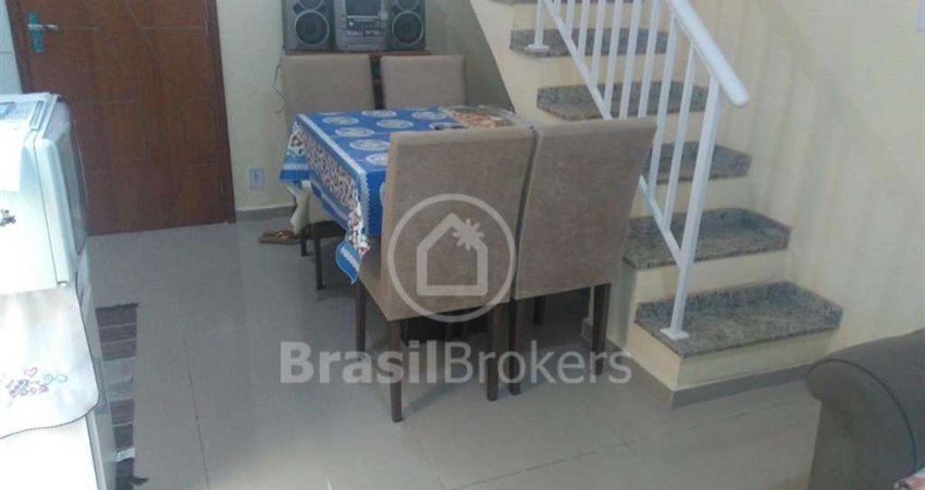 Casa de Vila à venda com 95,00m² e 3 quartos em Sampaio, Rio de Janeiro - rj