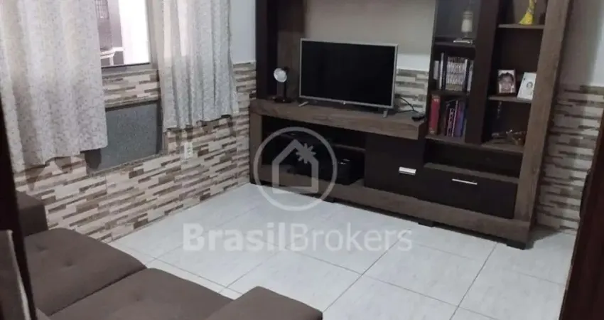 Ótima casa linear em boa localizaçãode Vigário Geral  !!!
