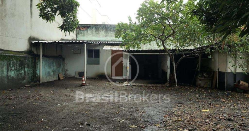 Casa à venda com 568,00m² e 2 quartos em Olaria, Rio de Janeiro - rj