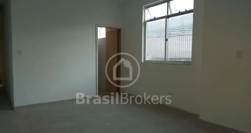 Casa à venda com 169,00m² com Salão, 2 Suítes e 2 quartos em Piedade, Rio de Janeiro - RJ
