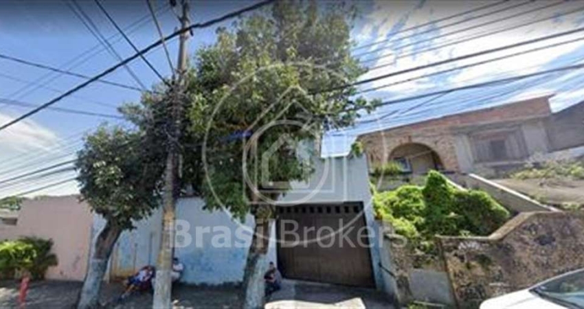 Casa à venda com 800,00m² e 2 quartos em Abolição, Rio de Janeiro - rj