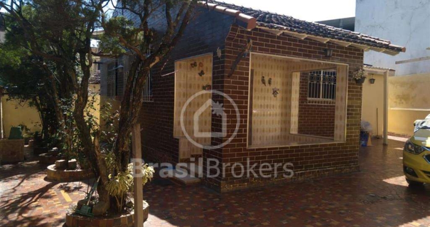 Casa à venda com 280,00m² e 2 quartos em Tomás Coelho, Rio de Janeiro - rj