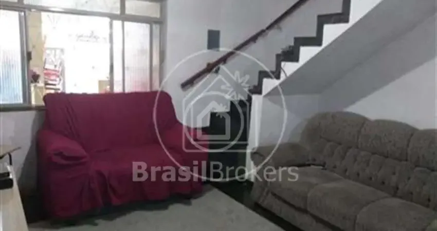 Casa à venda com 249,00m² e 3 quartos em Bangu, Rio de Janeiro - rj