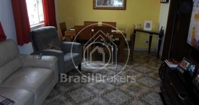CONDOMINIO DA VILA SANTO ANTONIO - Casa de Condomínio 3 quartos, sendo 2 suítes