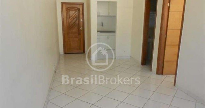 Apartamento 1 quarto, sendo 1 suíte