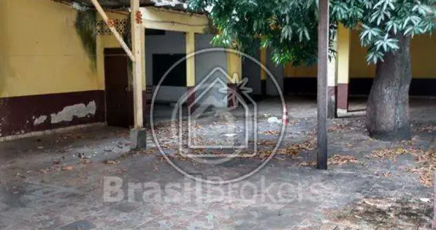 Casa 5 quartos - Engenho Novo
