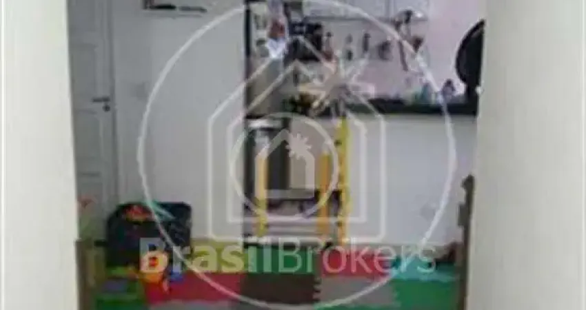 CONDOMINIO ALMIRANTE BARROSO - Apartamento 3 quartos