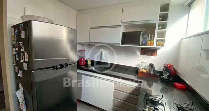 Apartamento à venda com 32m² e 2 quartos em Irajá, Rio de Janeiro - RJ
