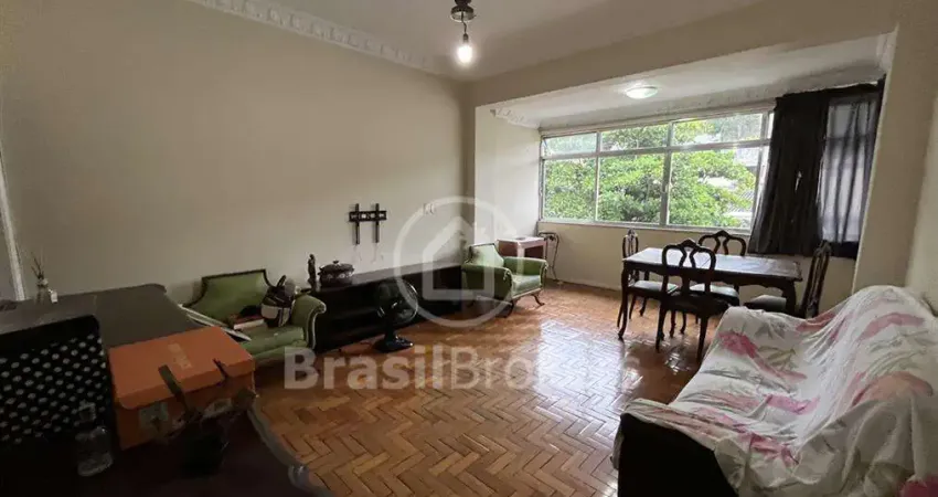 Amplo apartamento de 3 quartos no Méier