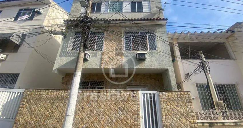 Casa de Vila à venda com 300,00m² e 4 quartos em Cachambi, Rio de Janeiro - RJ