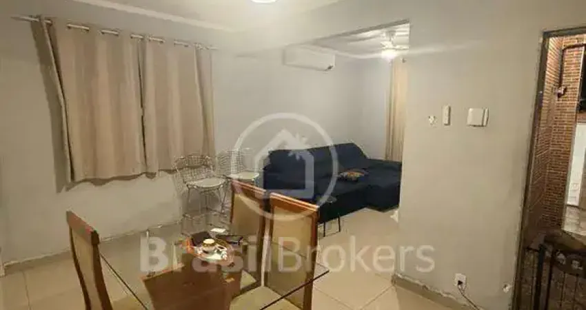 Casa com 2 quartos à venda na Rua do Terço, Vaz Lobo, Rio de Janeiro