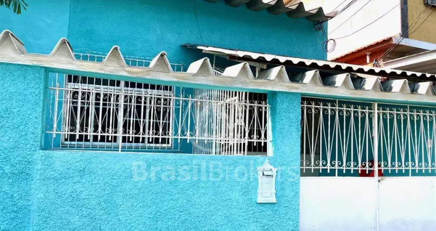 Casa linear com 3 quartos em Vista Alegre