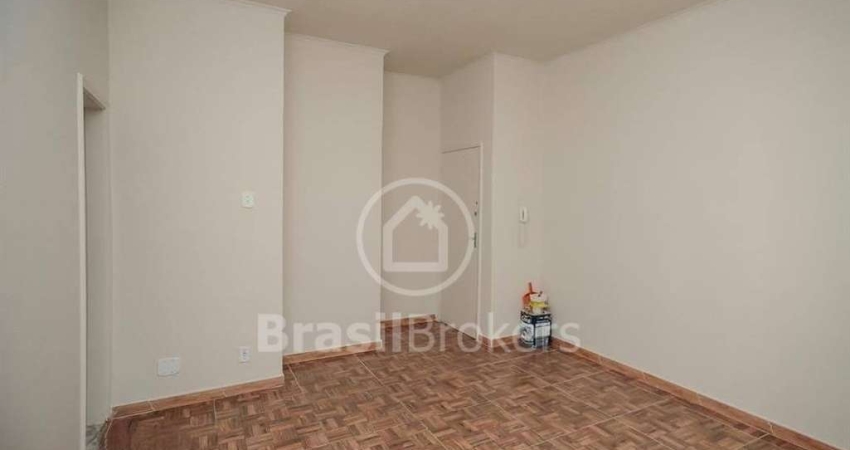 Apartamento de  2 quartos no Engenho Novo