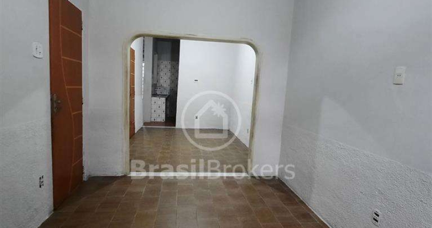 CASA DE  2  QUARTOS  NO RIACHUELO