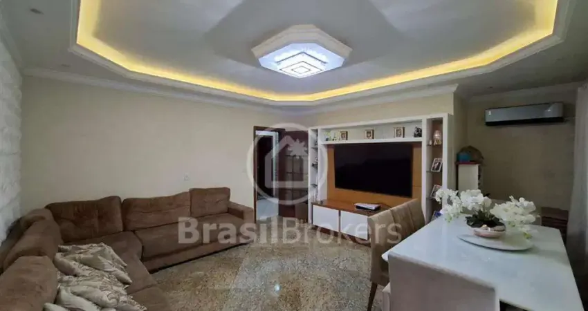 Casa com 4 quartos à venda na Rua Inhandui, Benfica, Rio de Janeiro