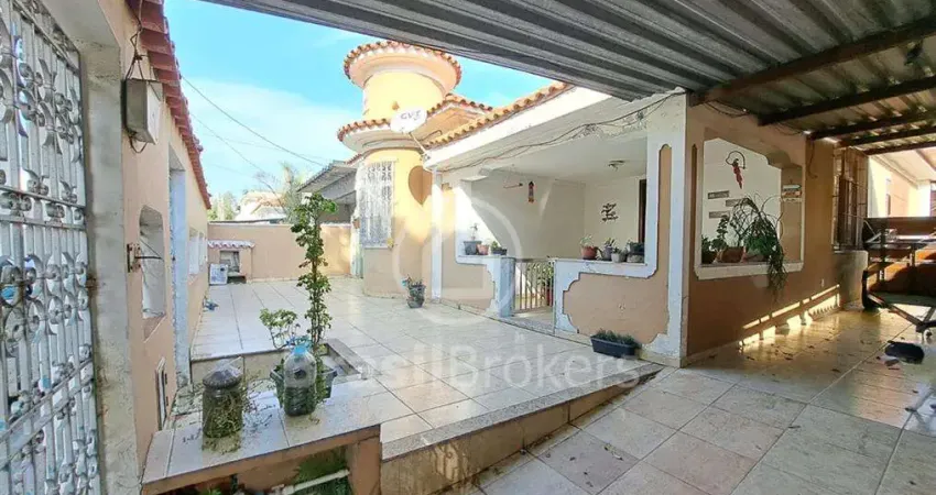 Casa à venda com 360,00m² e 3 quartos em Vila Valqueire, Rio de Janeiro - RJ