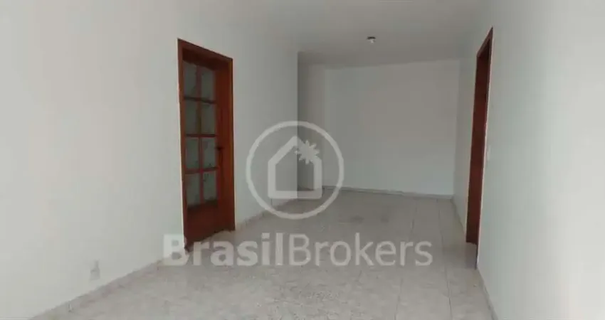 Apartamento vazio e pronto para morar perto do Fórum de Olaria