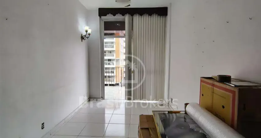 Excelente Apartamento Dois Quartos e Varanda e 2 Vagas