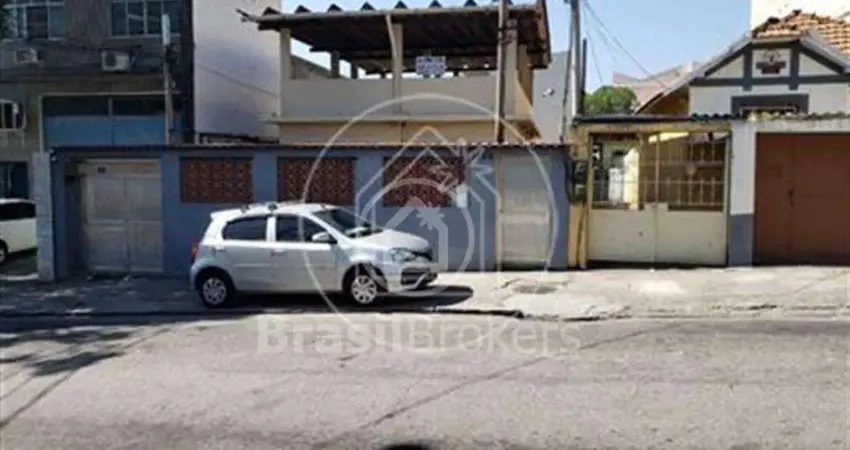 Casa à venda com 211,00m² e 7 quartos em ramos, rio de janeiro - rj