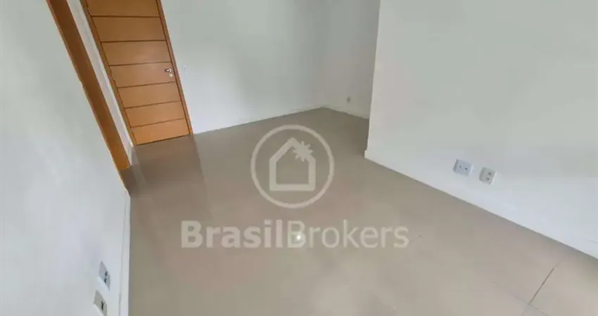 Refinatto , Varanda Ampla Sala 2 Quartos 1 Suíte e Vaga, Infra Total Aceitando Financiamento