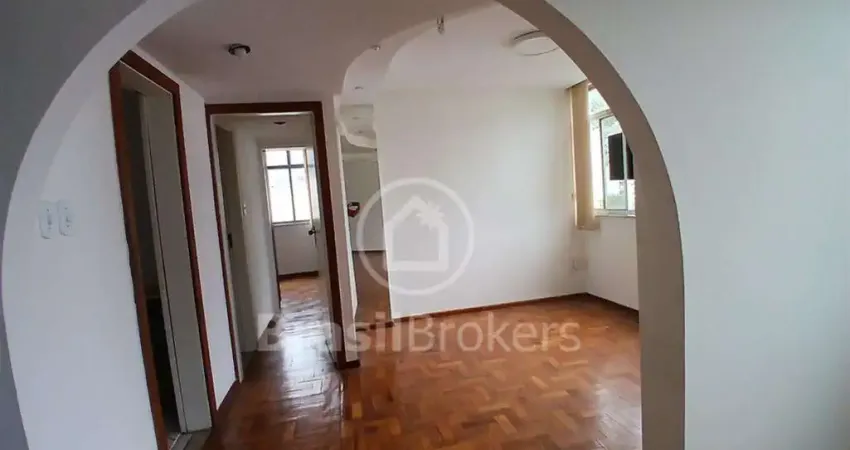 Vendo apartamento de 3 quartos no coração da Tijuca