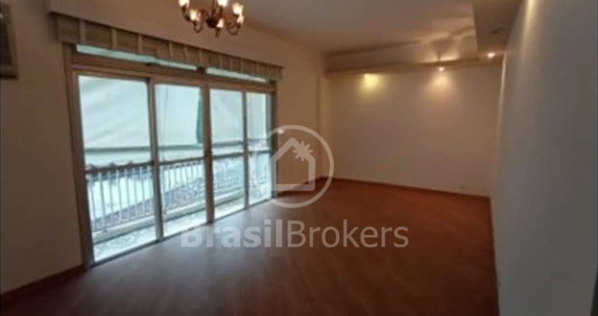 Apartamento à venda com 85 m², 3 quartos e 3 banheiros, sendo 1 suíte, na Tijuca