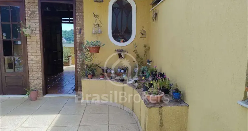 Cobertura à venda com 375,00m² e 4 quartos em Vila Isabel, Rio de Janeiro - RJ