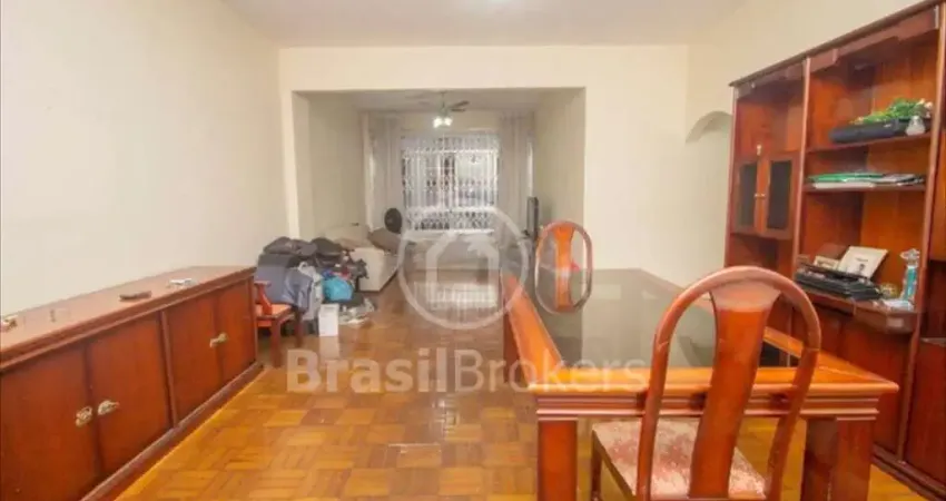 Apartamento tipo garden de 3 quartos com 116 m² a 4 minutos do Largo da Segunda Feira e 6 do metrô São Francisco Xavier