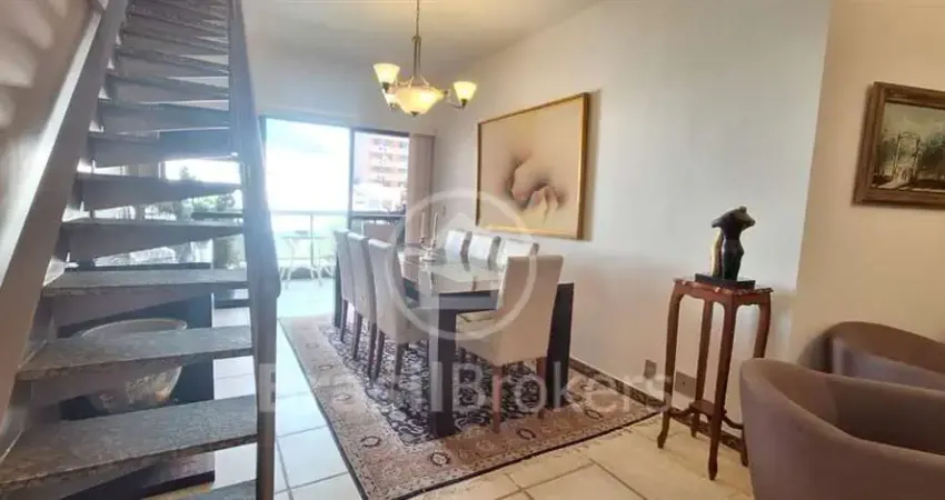 Cobertura Duplex a venda com 231m² e 4 quartos, 2 vagas, na área mais nobre da Tijuca!