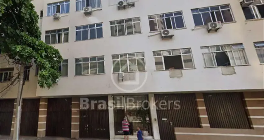 Apartamento à venda  1 quarto com dependencias completas em Tijuca, Rio de Janeiro - RJ