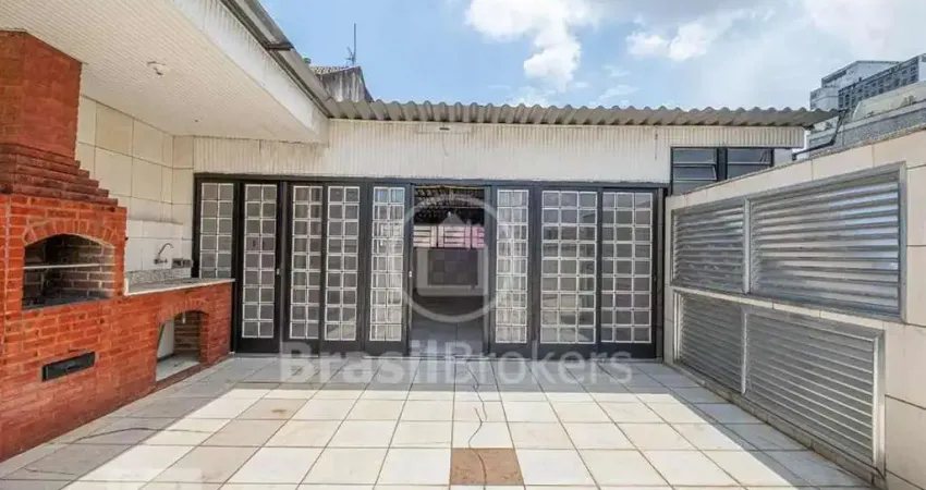 Imóvel à venda 3 quartos, 2 banheiros e varanda no bairro da Praça da Bandeira