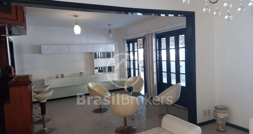 Cobertura Linear com varandão , vista para a Floresta da Tijuca,  5 quartos