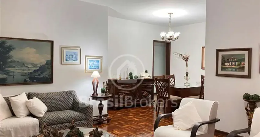 Apartamento amplo com 4 quartos e 2 vagas perto do metro
