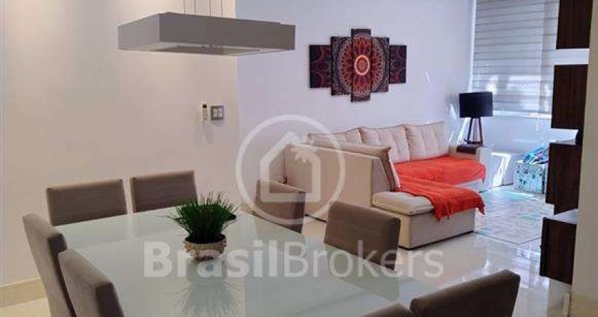 Belo apartamento todo reformado com excelente bom gosto