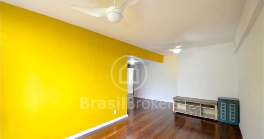 Apartamento em rua sem saída, com 133 m², 3 quartos, 2 vagas de garagem a 10 minutos do Metrô estação Afonso Pena
