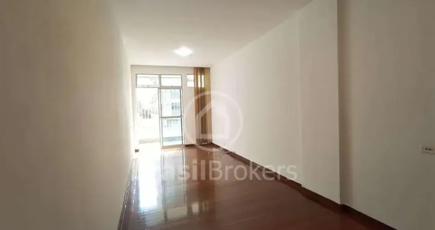 Apartamento 2 quartos (sendo 1 suíte) + 2 vagas de garagem
