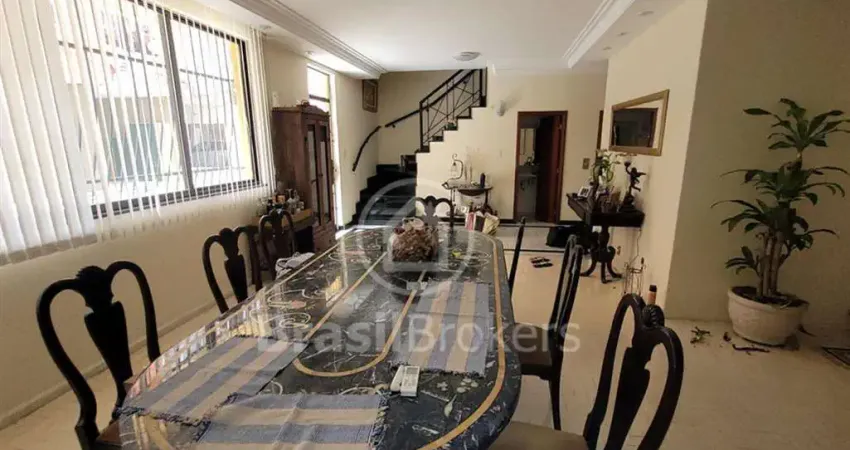 Casa de Condomínio à venda com 408,00m² e 8 quartos em Tijuca, Rio de Janeiro - rj