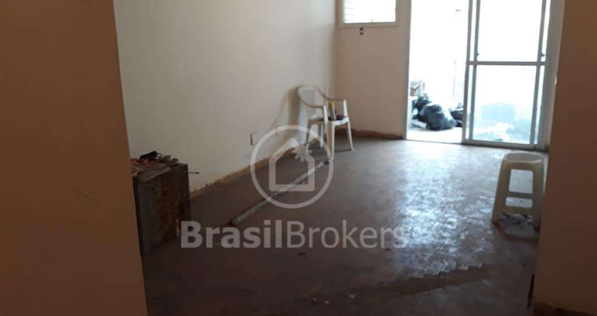 CONDOMINIO DO EDIFICIO DANIEL - Apartamento 3 quartos, sendo 1 suíte