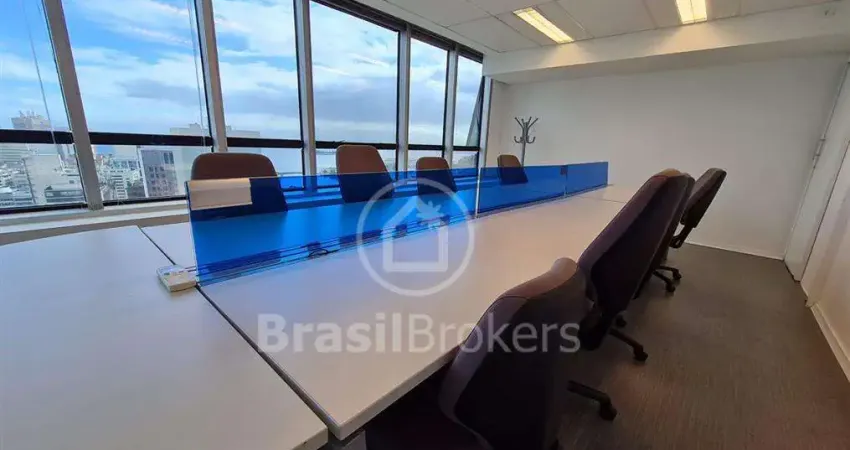 Excelente Sala Comercial no Centro do RJ com 292,00 m²