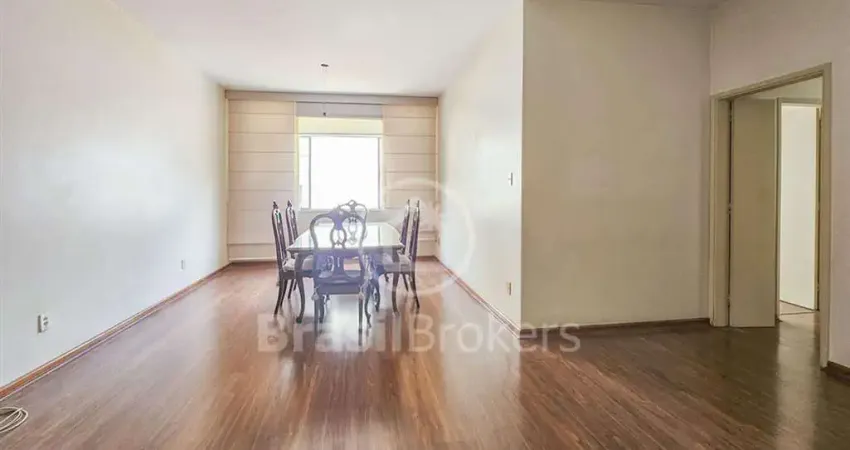 Apartamento em área nobre da Tijuca com 122m² e 3 quartos - Rio de Janeiro - RJ