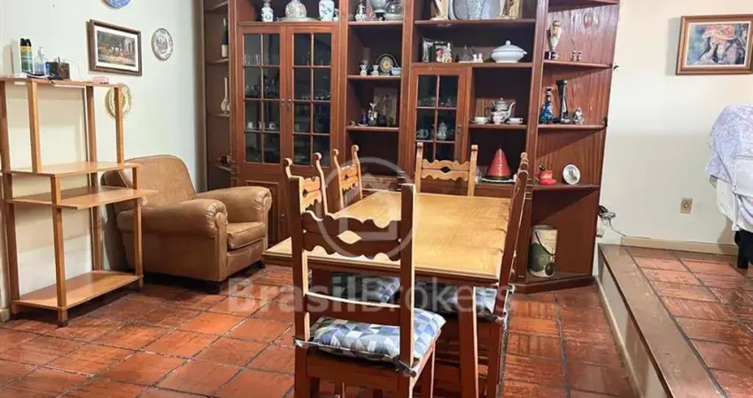 Casa à venda com 201,00m² e 4 quartos em Tijuca, Rio de Janeiro - RJ