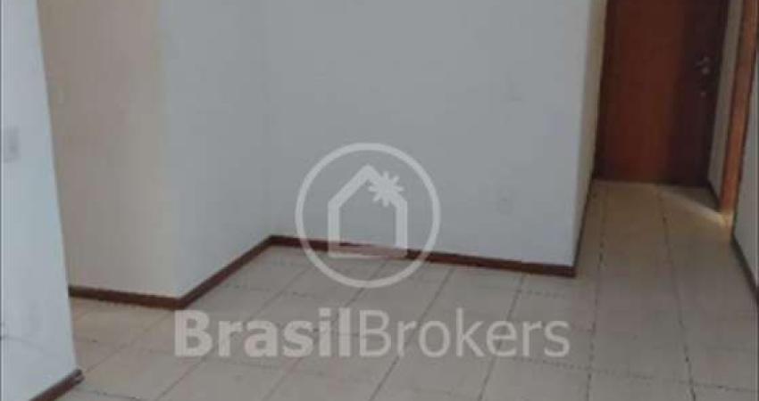 Apartamento de 2 quartos com 58 m², vaga de garagem na escritura.