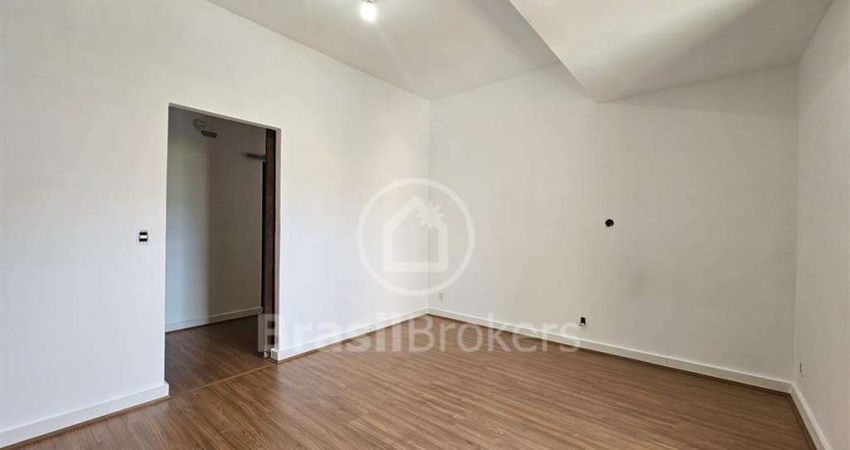 Casa à venda com 600,00m² e 3 quartos em Grajaú, Rio de Janeiro - RJ