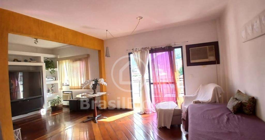 Vendo apartamento de 3 quartos próximo a Praça Xavier de Brito na Tijuca