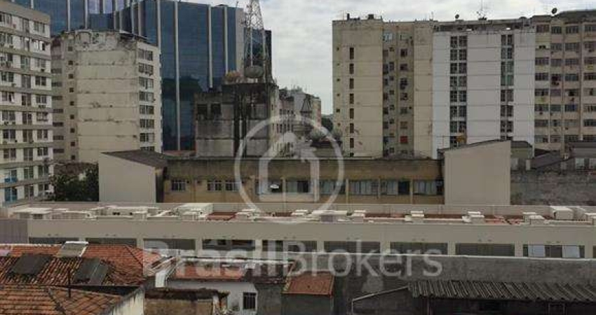 Apartamento com 1 quarto à venda na Rua do Resende, Centro, Rio de Janeiro